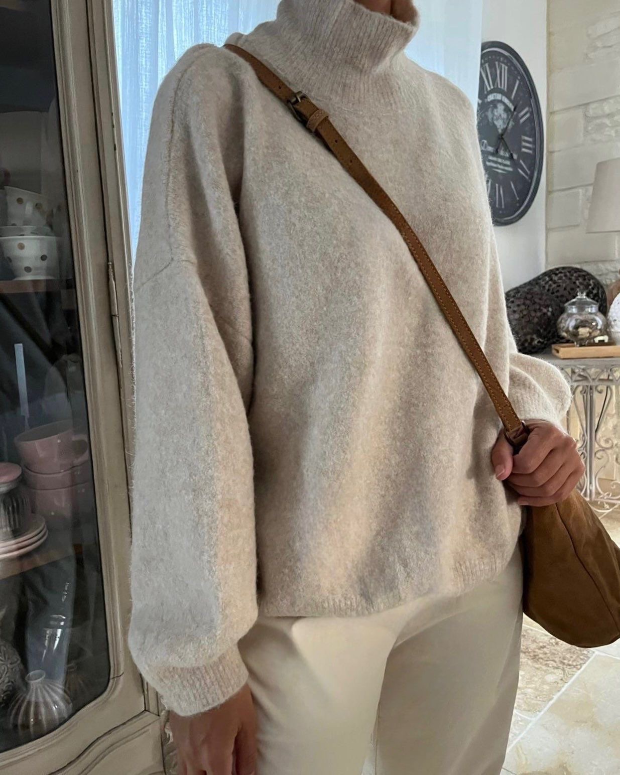 pull oversize col roulé taupe pull oversize col roulé taupe