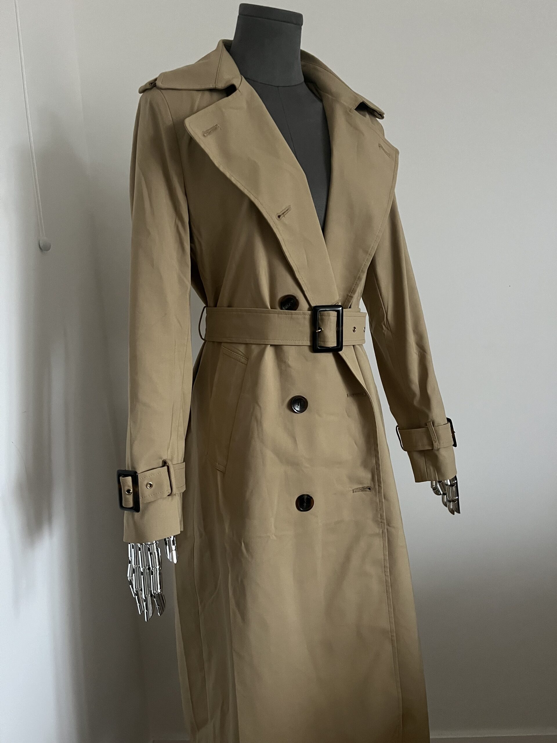 trench long ceinturé – coupe classique & Élégante trench long ceinturé – coupe classique & Élégante