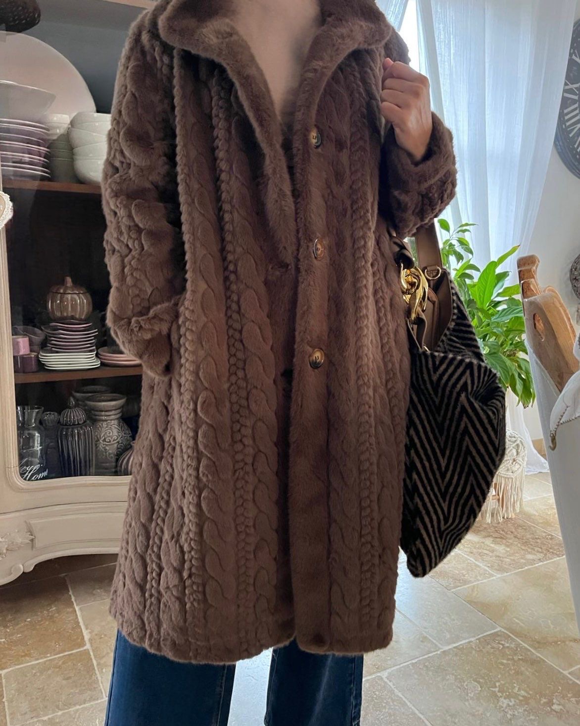 manteau en fausse fourrure